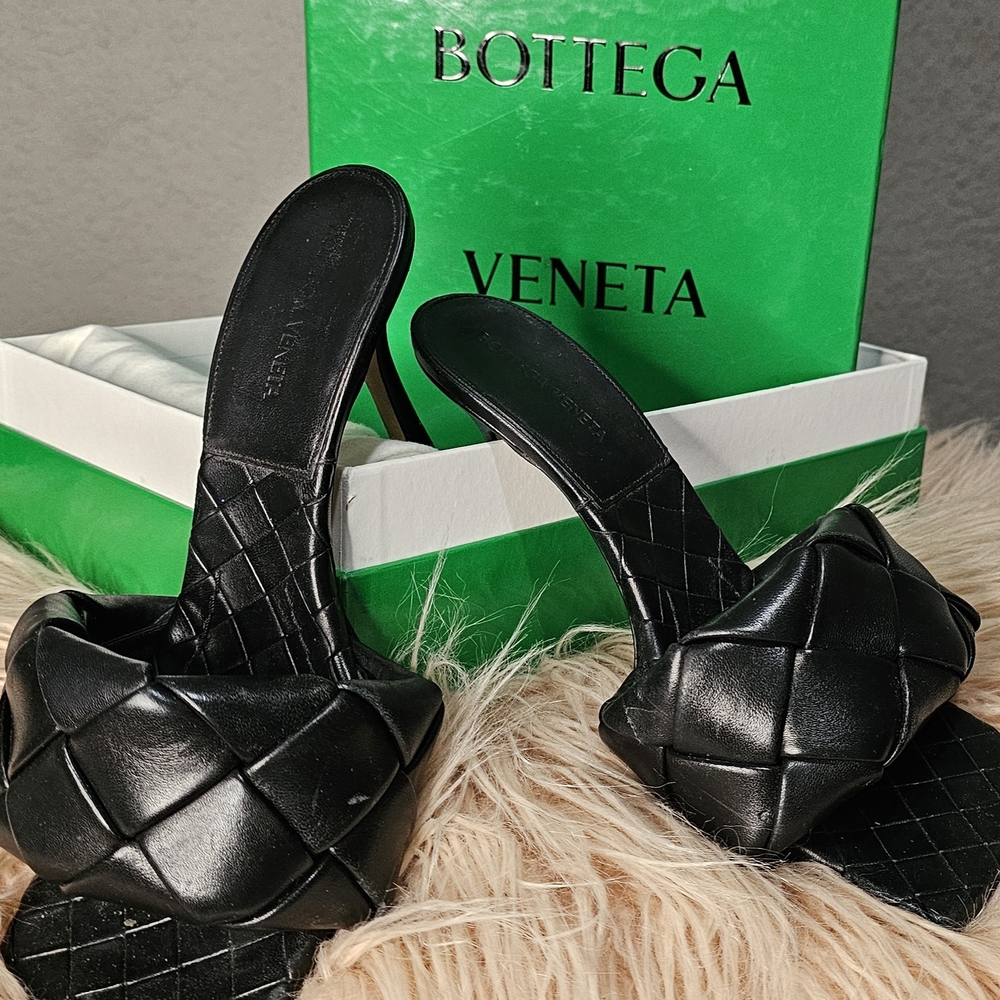 BOTTEGA VENETA Black Women's Shoes
